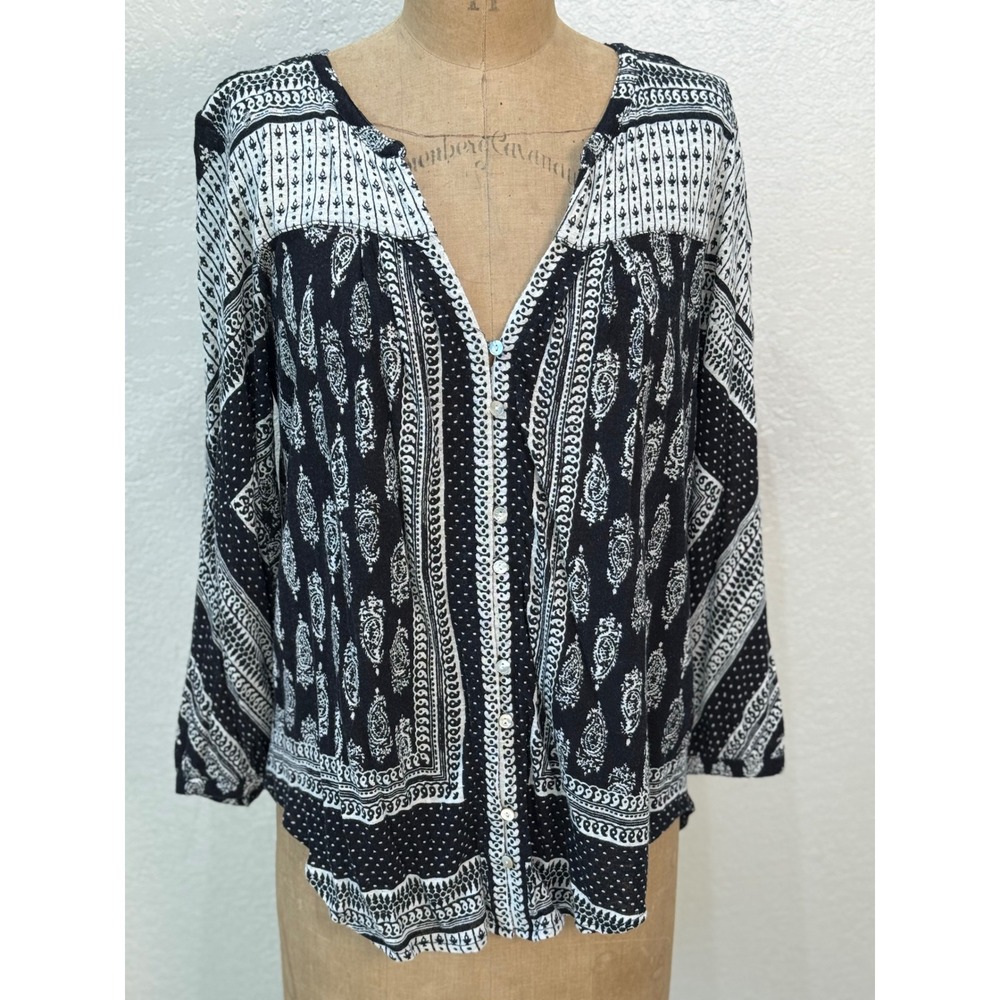 Lucky Brand Women Black White Paisley‎ Print Long Sleeve V Neck Button Up Top L